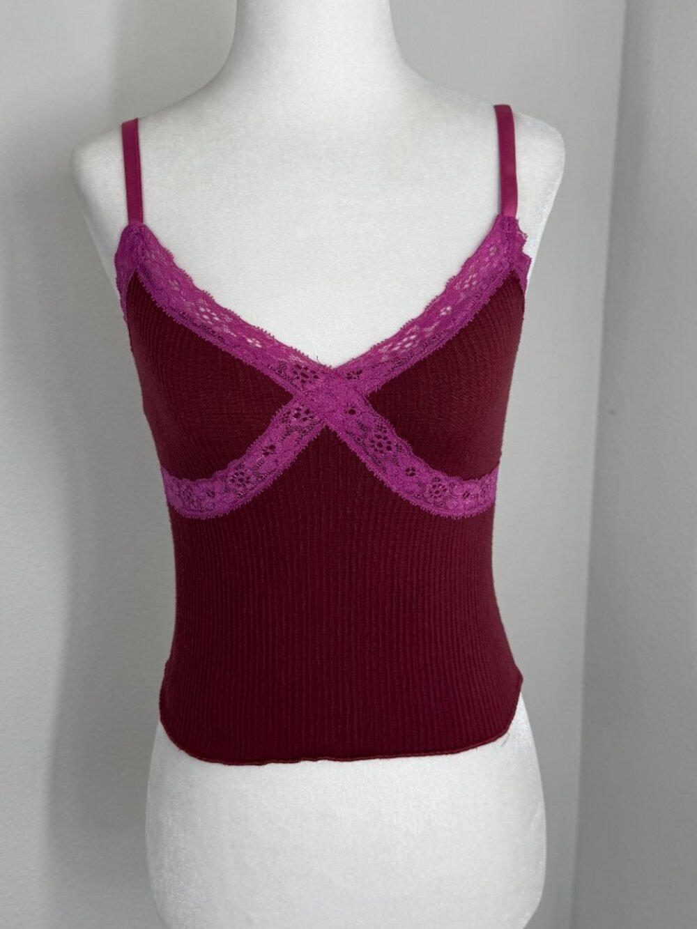 BDG Lace Trim Cami Top Red Pink Sz S Crop